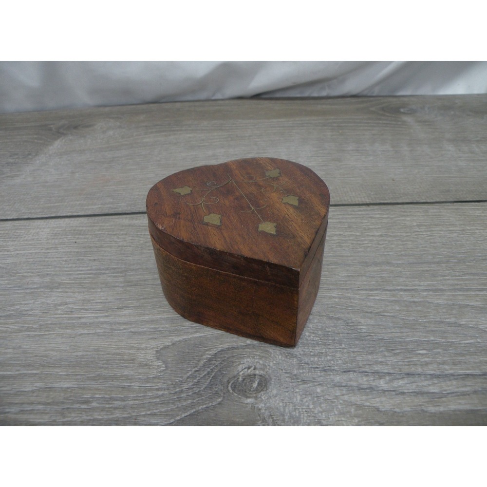Vintage Greenbrier Wooden Heart Box with Brass Inlay Jewelry Trinket Keepsake